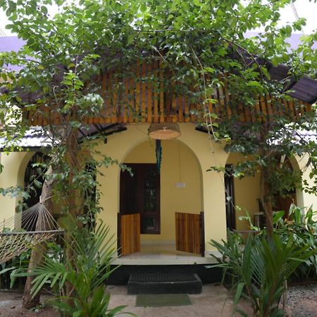 Cascara Beach Resort Varkala Kültér fotó